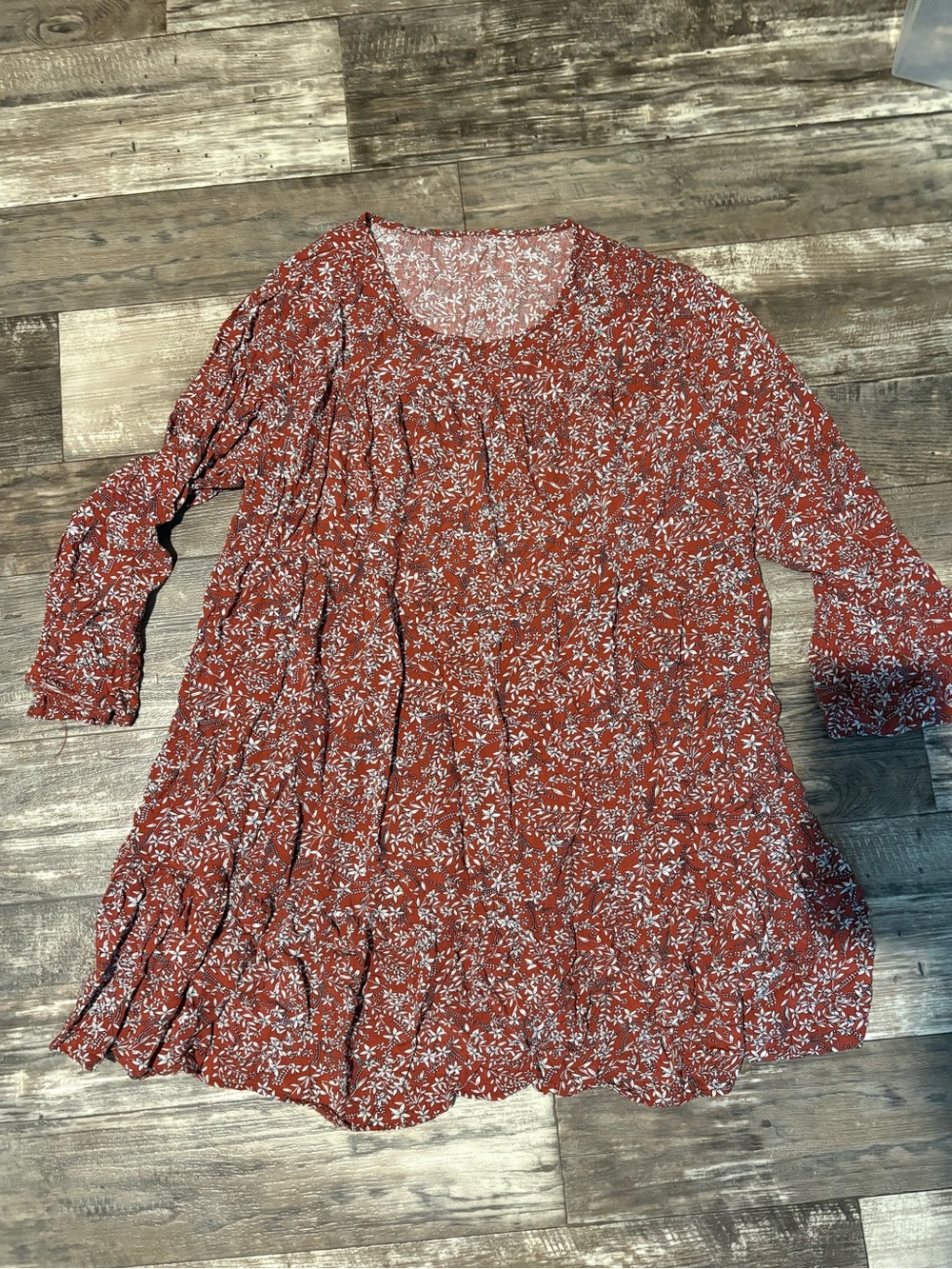 SHEIN Curve Burnt Orange and White Floral Top Size 4XL